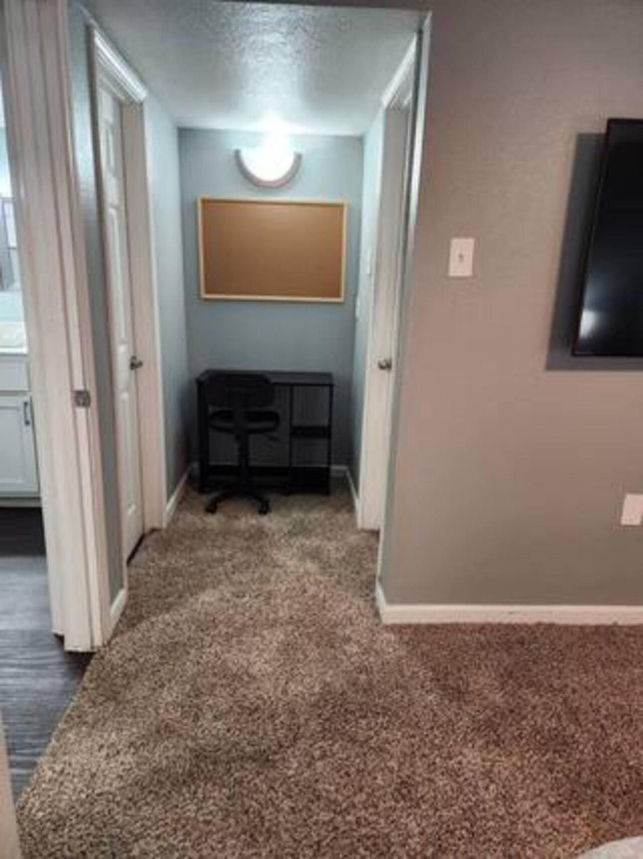 Blue Shark *B501* @ Medical Center 1Br Modern King Apartment With Private Patio Houston Exterior photo