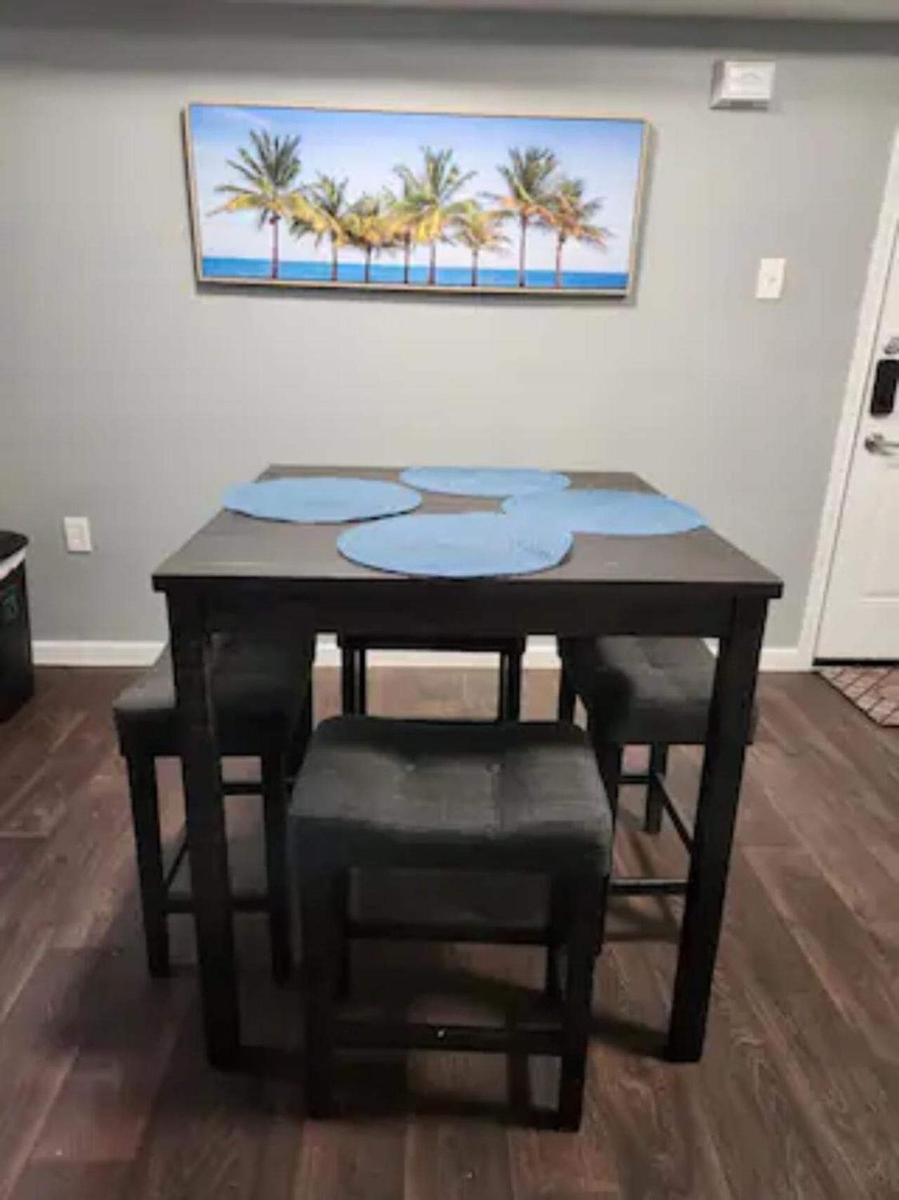 Blue Shark *B501* @ Medical Center 1Br Modern King Apartment With Private Patio Houston Exterior photo