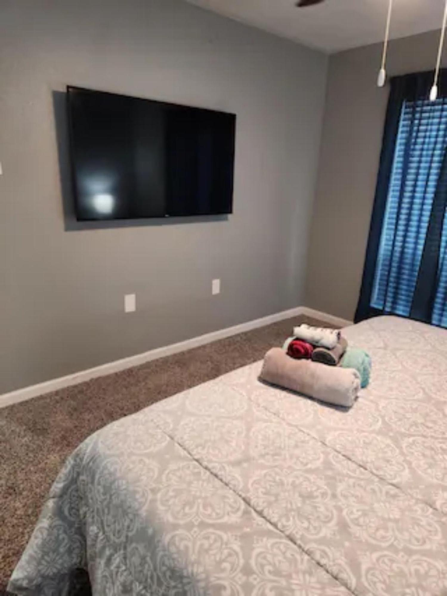 Blue Shark *B501* @ Medical Center 1Br Modern King Apartment With Private Patio Houston Exterior photo
