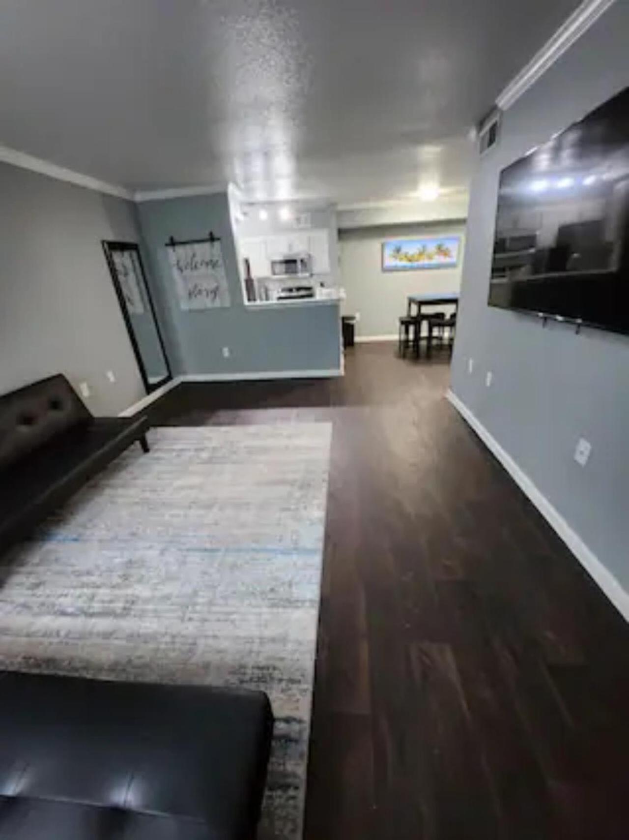 Blue Shark *B501* @ Medical Center 1Br Modern King Apartment With Private Patio Houston Exterior photo