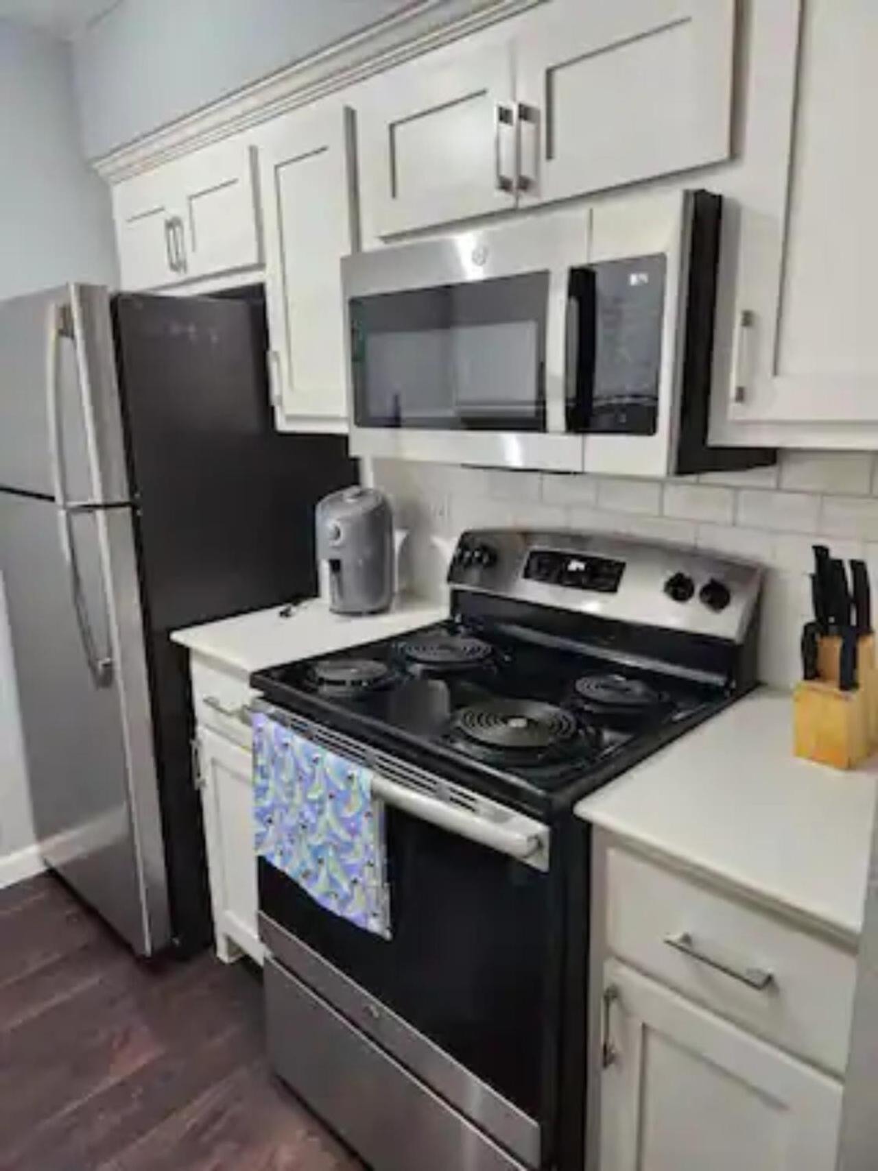 Blue Shark *B501* @ Medical Center 1Br Modern King Apartment With Private Patio Houston Exterior photo