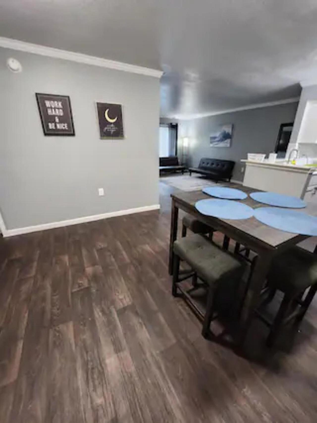 Blue Shark *B501* @ Medical Center 1Br Modern King Apartment With Private Patio Houston Exterior photo